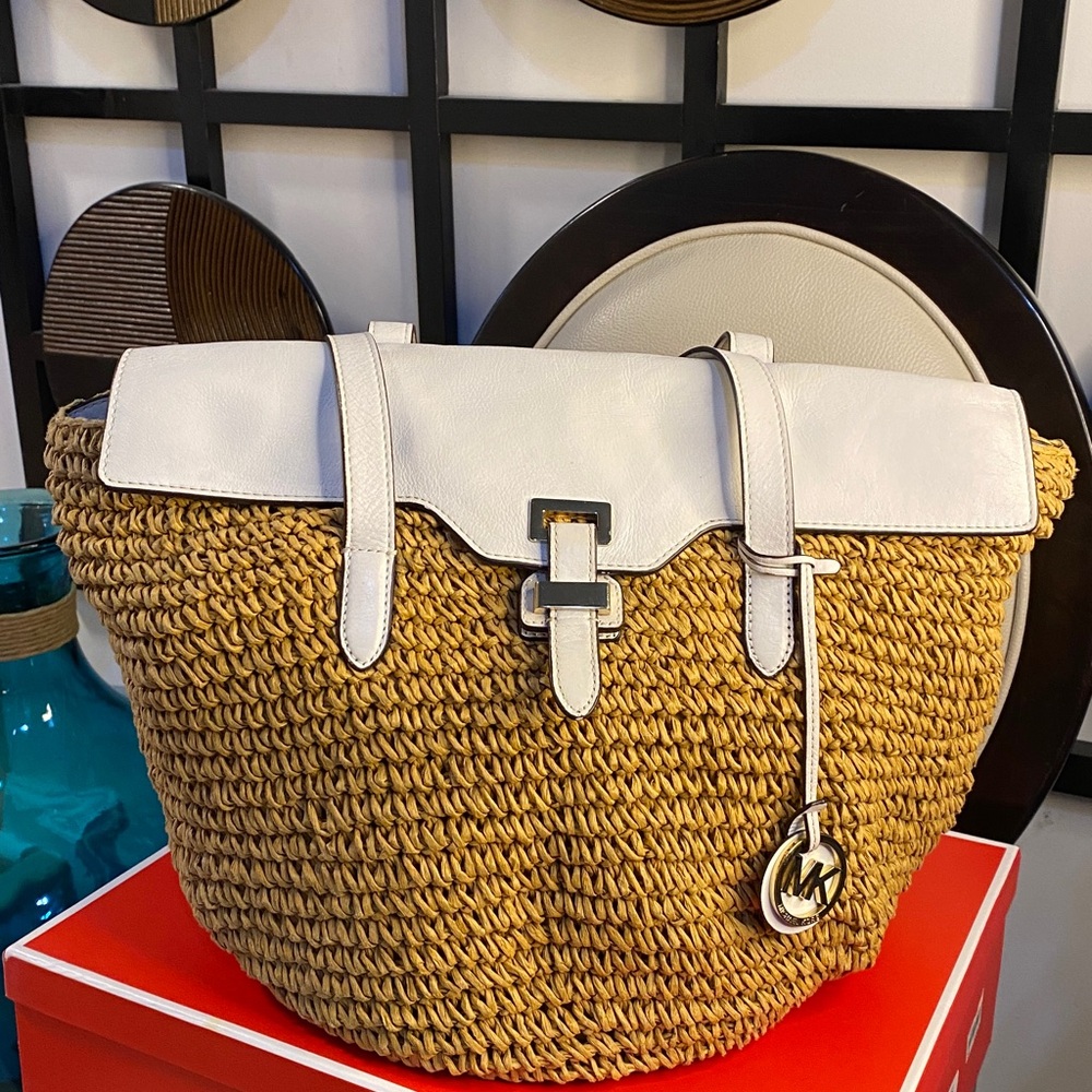 Michael Kors Tan and White Shoulder Bag